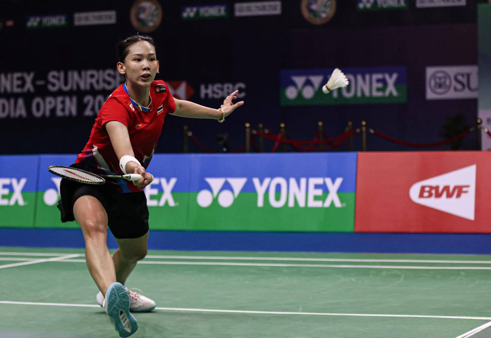 泰国羽毛球队力克丹麦羽毛球队，马琳爆发神勇