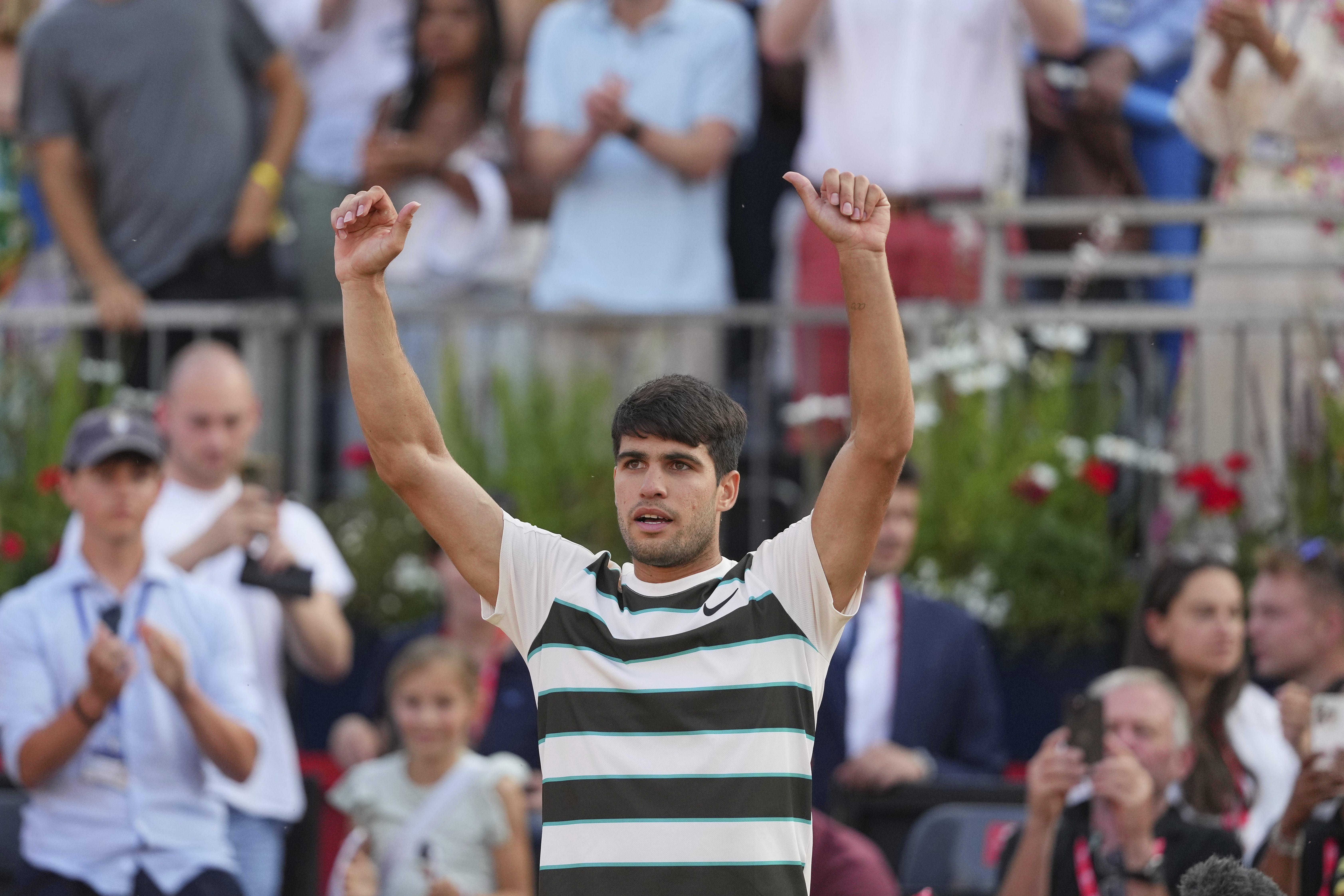 开云体育-意大利网球队完胜英国网球队，阿尔卡拉斯送出助攻