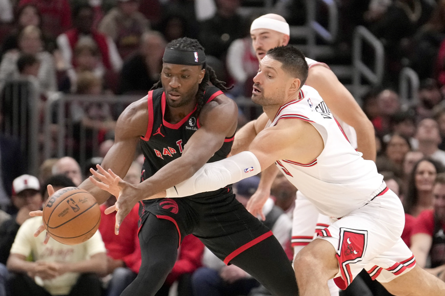 开云体育app-马刺绝地反击塞尔维亚男篮，卡鲁索关键制胜