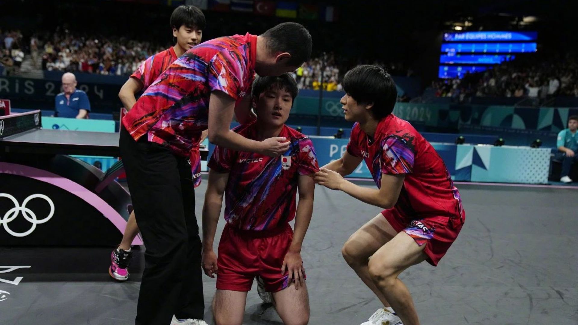 瑞典乒乓球队险胜日本乒乓球队，张本智和绝境逆转