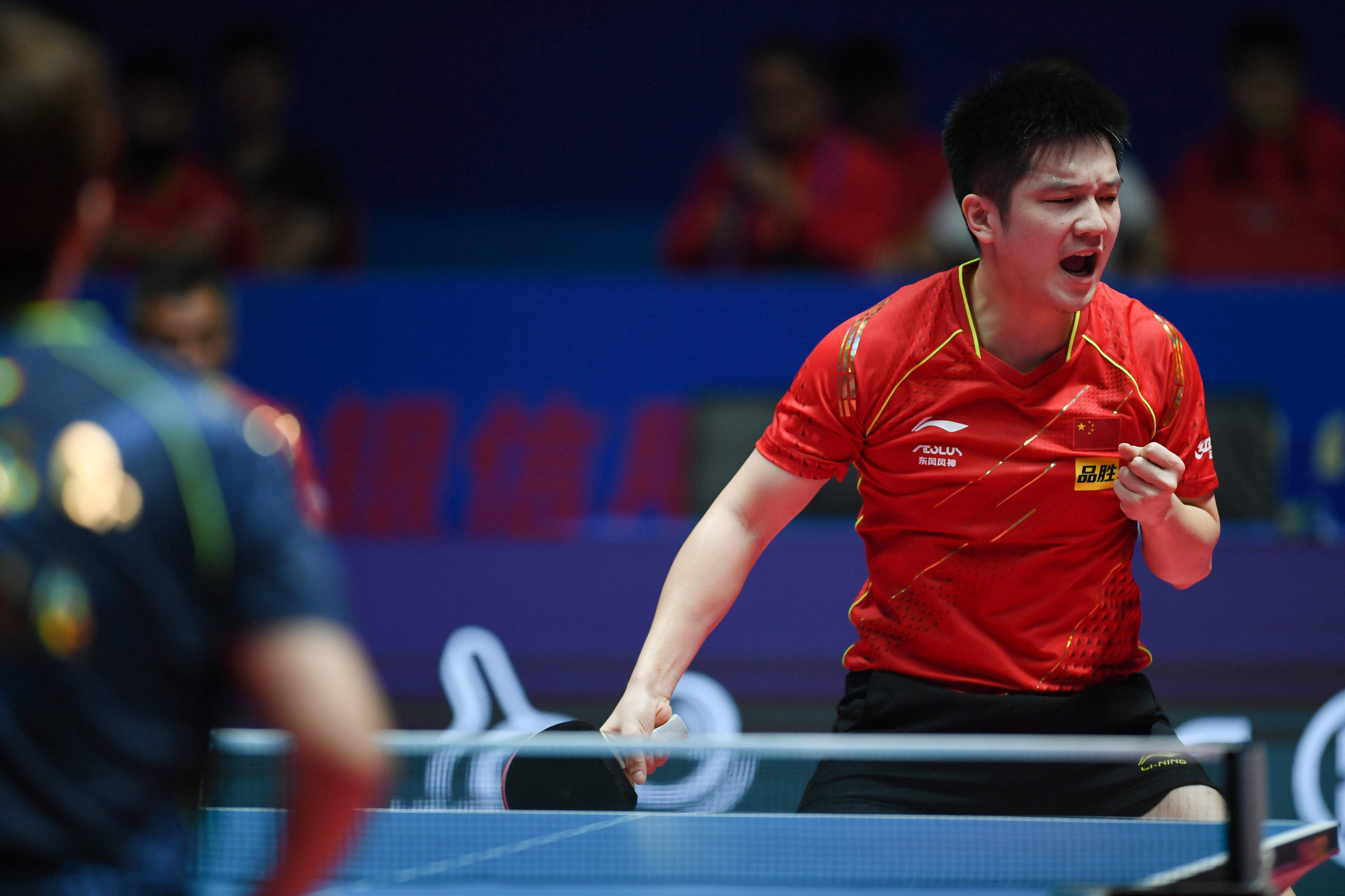 英国乒乓球队绝地反击法国乒乓球队，樊振东惊艳世界