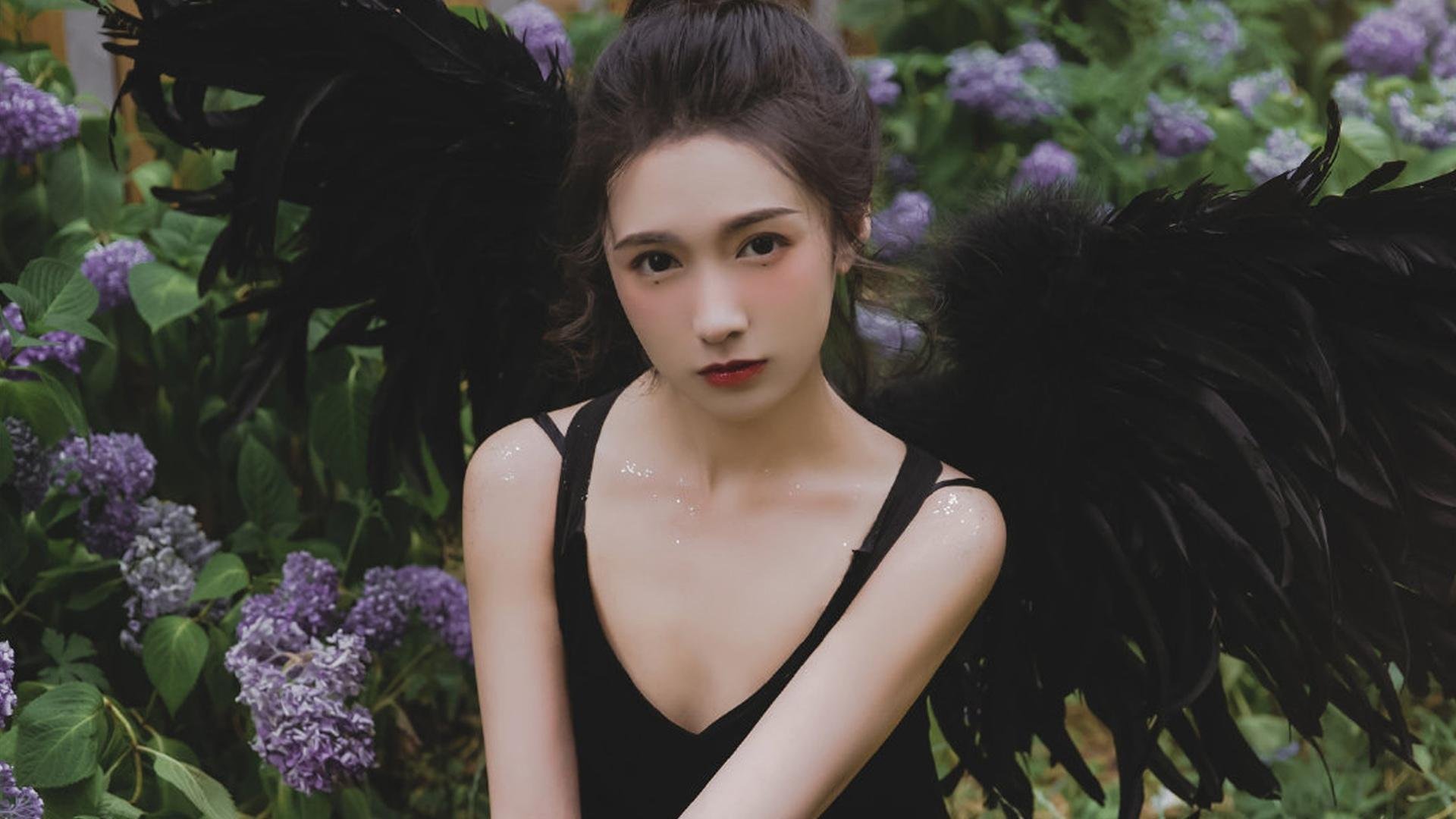 绿军狂潮席卷丹佛!凯尔特人连续得分压制掘金,哈利伯顿化身关键先生引爆全场