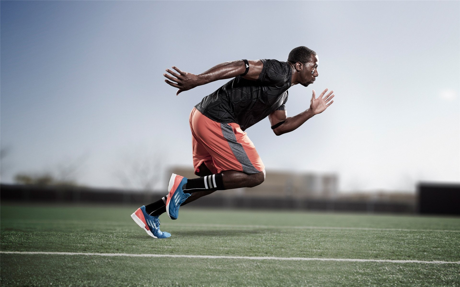 开云体育APP下载-当阿兹特克雄鹰邂逅阿尔卑斯山，一场被厄德高点燃的唯一性友谊赛