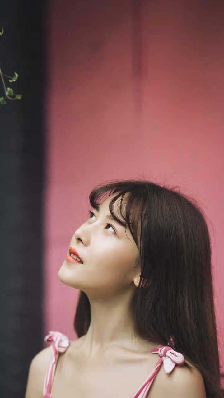 开云体育在线-棋盘上的血色黄昏，当德罗赞的最后一击掀翻铁骑，王权于倒伏的铠甲上重生