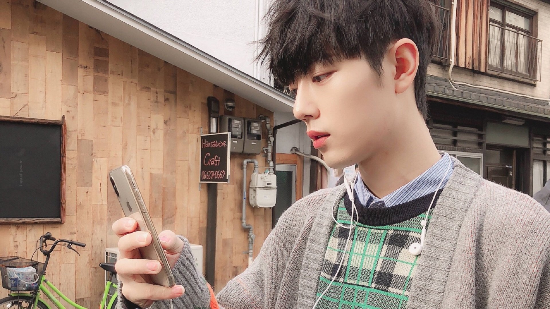 新秀掀翻巨人,爱德华兹单节导演逆转,马刺末节风暴刺痛湖人